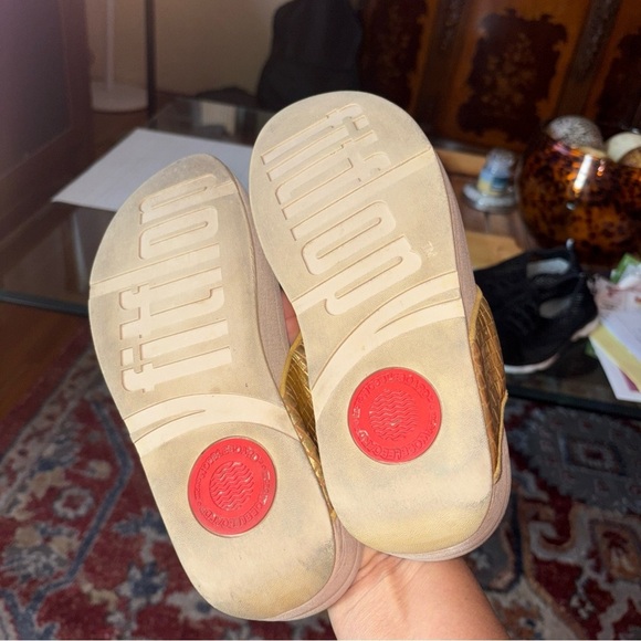 FITFLOP Gold  SQUARE Women's Sandals😋 - Picture 11 of 12